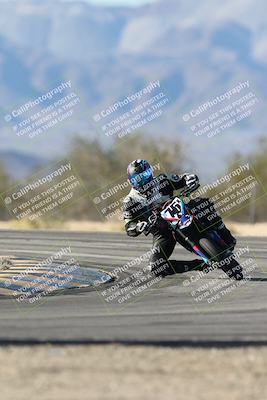 media/Dec-07-2025-CVMA (Sun) [[3e7d2de5dc]]/Race 12- Formula 40 MW and LW/